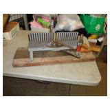 OLD MITER SAW / UT