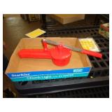 MANUAL BOTTLE CAPPER