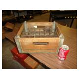 VIRGINIA DAIRY COMPANY WOOD CRATE / UT