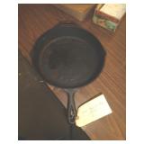 LODGE 12" CAST IRON SKILLET