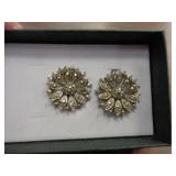 CLIP EARRINGS