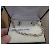 NECKLACE & EARRINGS