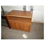 SWIVEL TOP TV STAND / LW