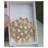 SNOWFLAKE BROOCH