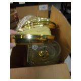 BOX OF CEILING LIGHTS / LW