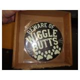 METAL SIGN - WIGGLE BUTTS