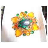 BROOCH