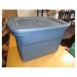 TOTE WITH LID / UT