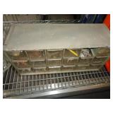 ORGANIZER WITH HARDWARE