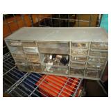 ORGANIZER WITH HARDWARE