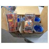 SNAP - ON 6 PLASTIC PIN UP MUGS