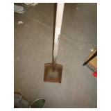SQUARE SHOVEL / LW