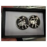 DANCING THEME EARRINGS