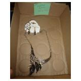 NECKLACE & EARRING SET
