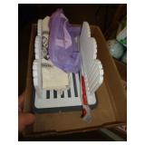 BREAD HOLDER / SLICER / W KNIFE