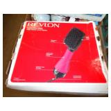 REVLON CURLING BRUSH