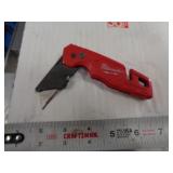MILWAUKEE RAZOR KNIFE