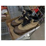 TOTES BOOTS SZ 7M