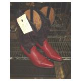 WOMENS ARIAT BOOTS SZ 8.5B
