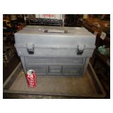 PLANO TACKLE BOX W SOME TACKLE