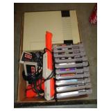 NINTENDO SYSTEM W 10 GAMES & CONTROLLERS