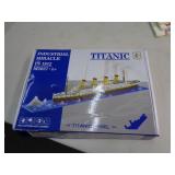 TITANIC SNAP TOGETHER MODEL