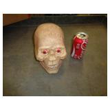 HALLOWEEN DECOR SKULL LIGHTS & LAUGHS