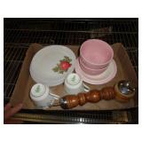 MISC KITCHEN ITEMS