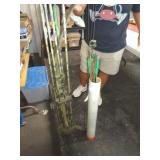 BEAR COMPOUND BOW W ARROWS