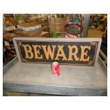 METAL & WOOD HALLOWEEN SIGN