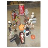 HALLOWEEN FIGURES