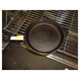 CALPHALON 10" CAST IRON SKILLET