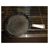 5K CAST IRON SKILLET