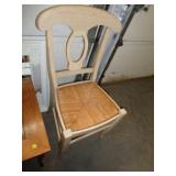 CHAIR / LW