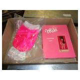 DOLL ITEMS / CASE IS EMPTY