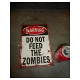HALLOWEEN DECOR METAL SIGN