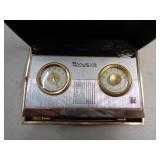 VINTAGE BULOVA TRANSITOR RADIO