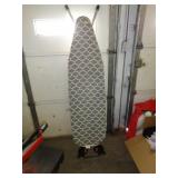 IRONING BOARD / RW