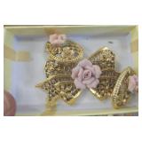 PIN & EARRINGS