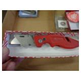 RAZOR KNIFE