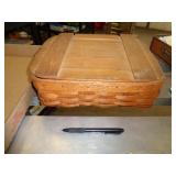 LIDDED BASKET