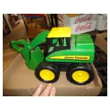 JOHN DEERE TOY