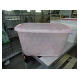 40QT PINK POLKA DOT TOTE W LID