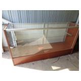 GLASS DISPLAY CASE 39"T X 17"W X 70"L / ST