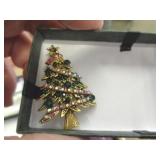 XMAS TREE  BROOCH