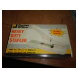 HEAVY DUTY STAPLER