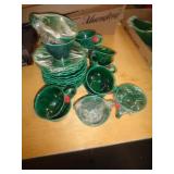LEFTON HOLLY PATTERN - 12 CUPS & SAUCERS