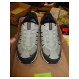 SKECHERS MEN'S SLIP ONS SZ 10