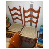 2 - CHAIRS / LW