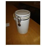 CANISTER